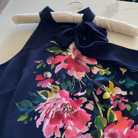 Vince Camuto dress - Picture 4 of 9